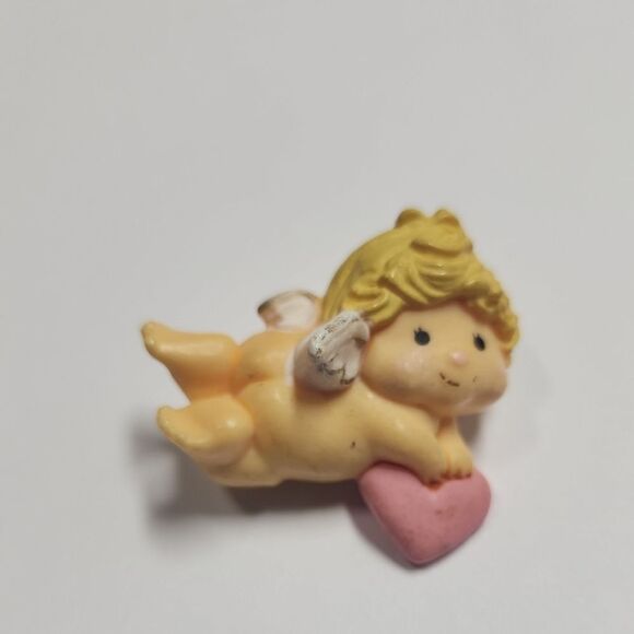 Hallmark Cards St Valentine's Day Cupid Baby Pin Vintage Brooch - Picture 1 of 4